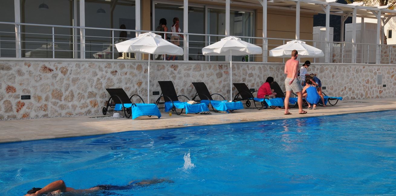 The communal pool and clubhouse